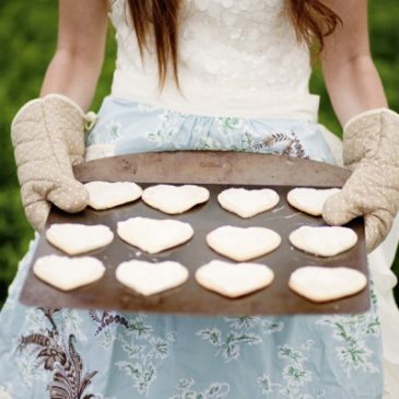 Invitație la masă. Detalii mici, experienţe mari.